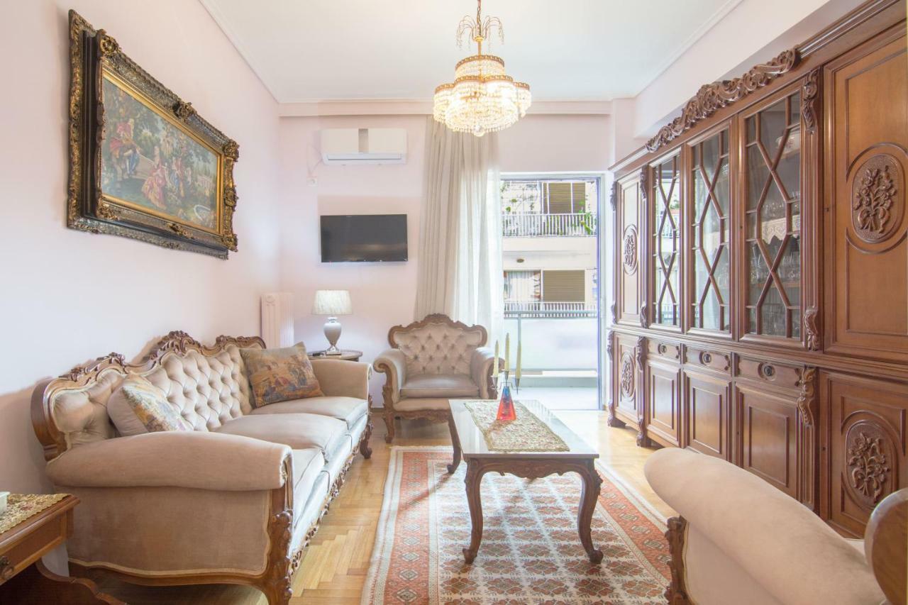 Apartment Lovely In